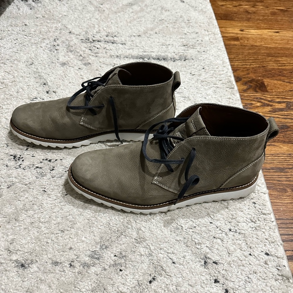 johnston and murphy chukka boots